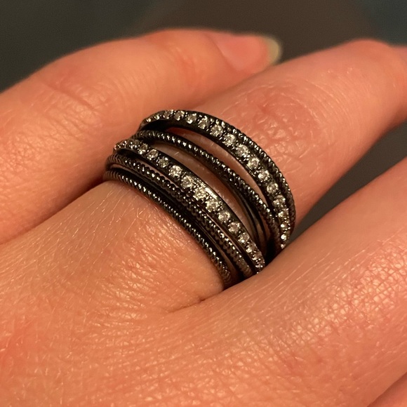 Cubic zirconia decor ring - Picture 3 of 5